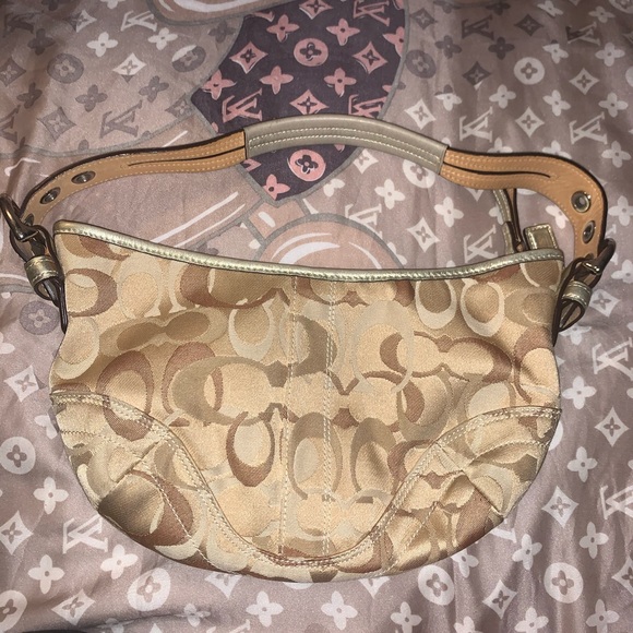 Perfect Coach Jacquard Signature gold hobo small - Picture 3 of 8